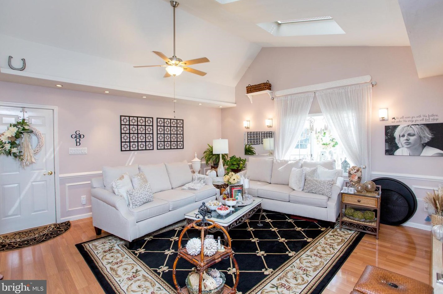 24 Rose Apple Rd, Levittown PA  19056-2318 exterior