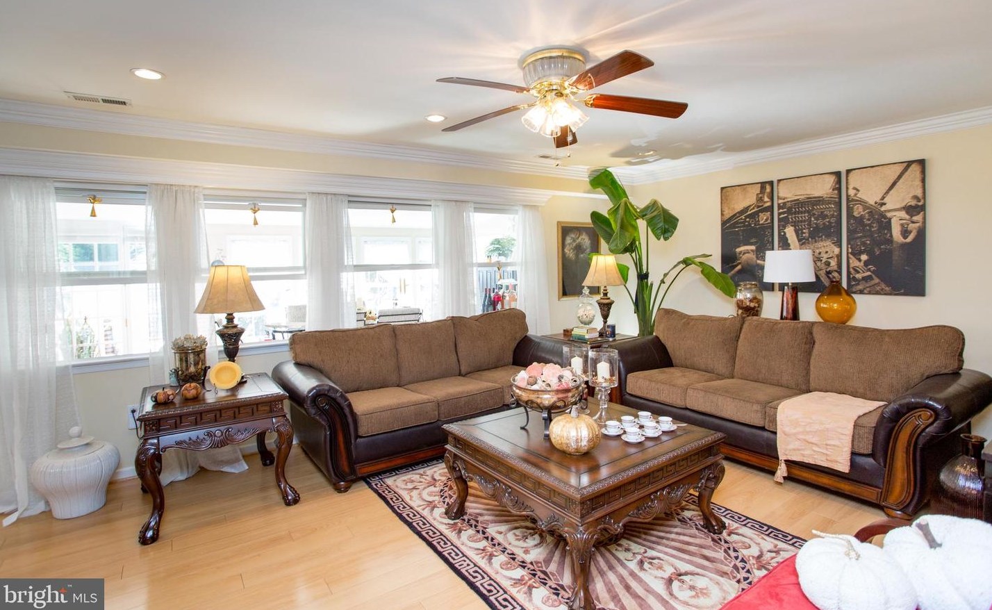 24 Rose Apple Rd, Levittown PA  19056-2318 exterior