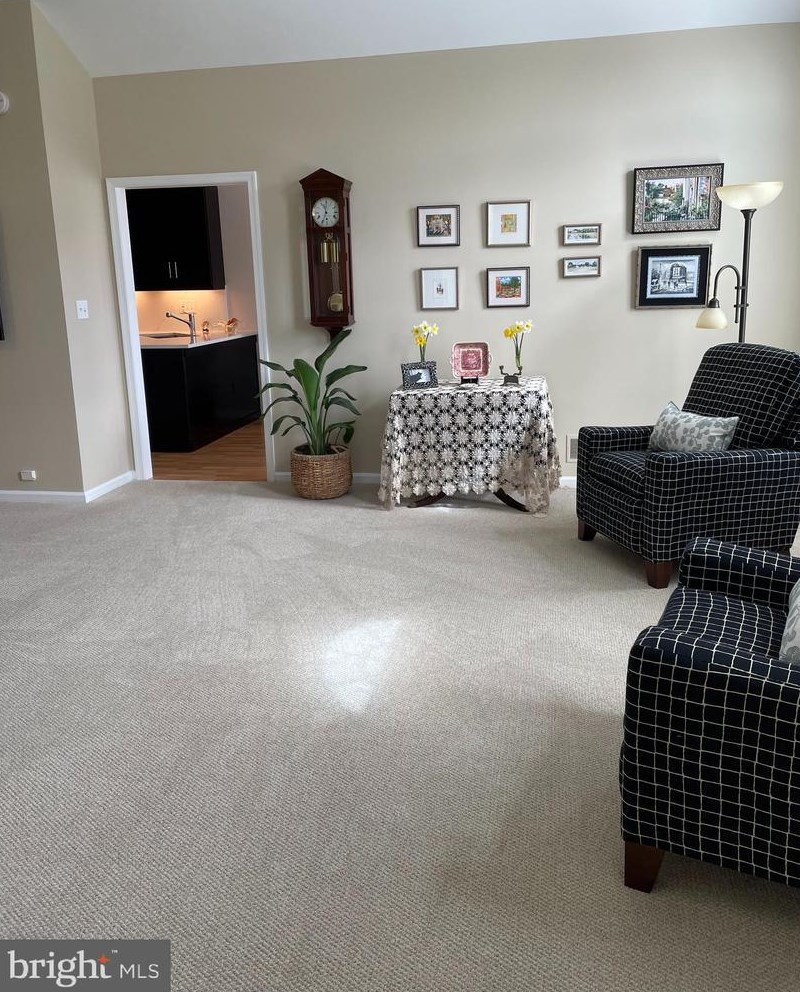 614 Bellflower Rd, Langhorne, PA 19047