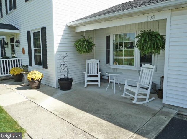 108 Noble Dr, Perkasie, PA 18944-2429