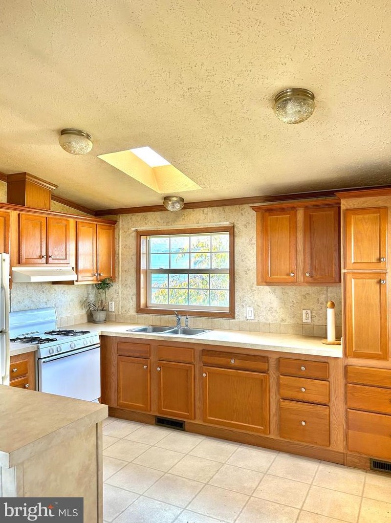 2304 Brownsville Rd #m5, Langhorne, PA 19053