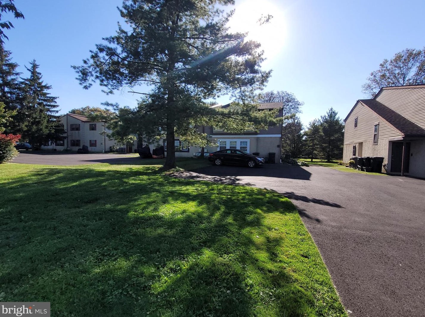 211 Dean Dr, Perkasie, PA 18944