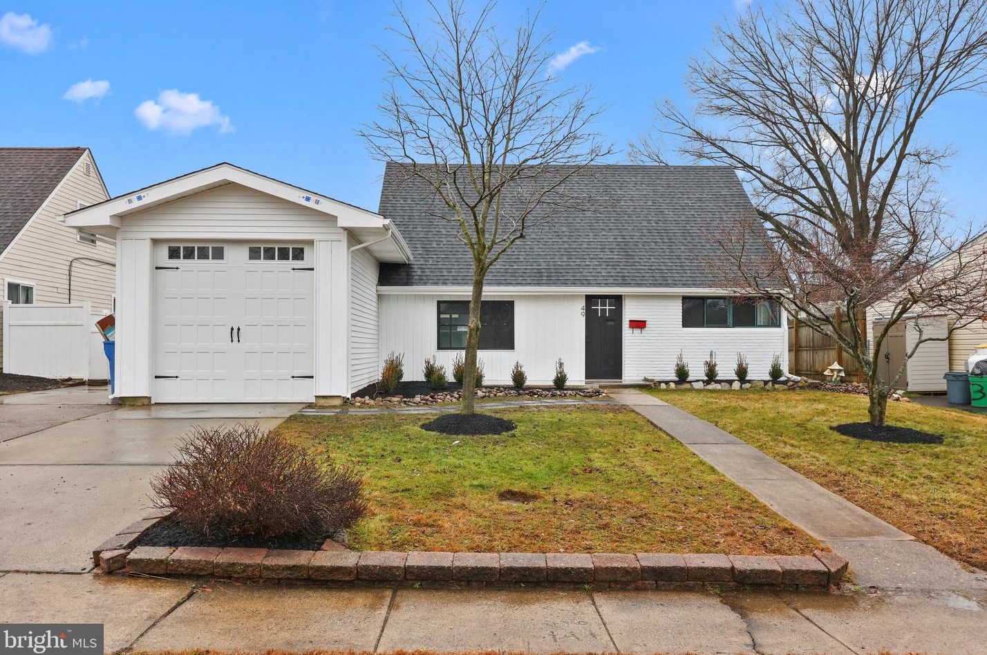 49 Micahill Rd, Levittown, PA 19056-3610