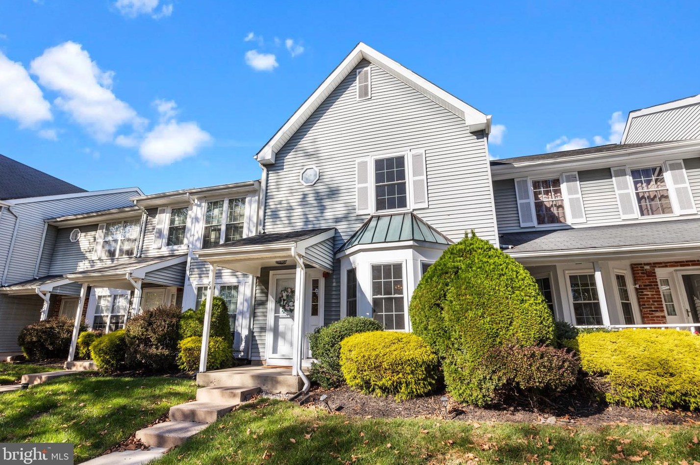 84 Greenridge Cir, Upper Makefield, PA 18940-2356