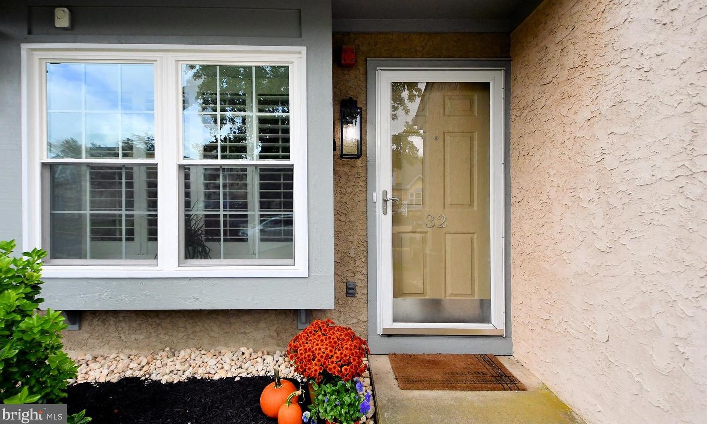 32 Sequoia Dr, Upper Makefield, PA 18940-9241