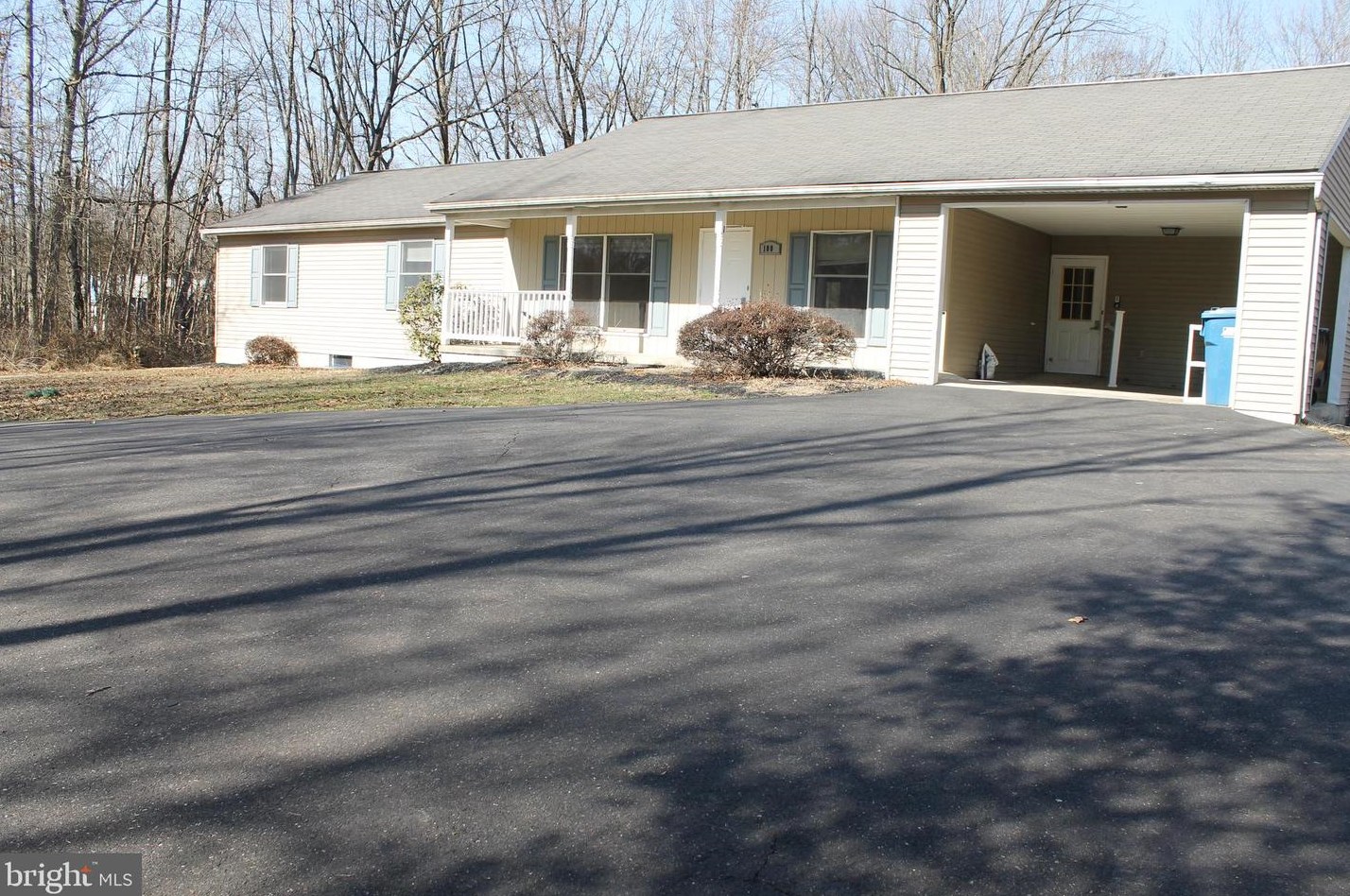 1001 Thousand Acre Rd, Sellersville, PA 18960-1051