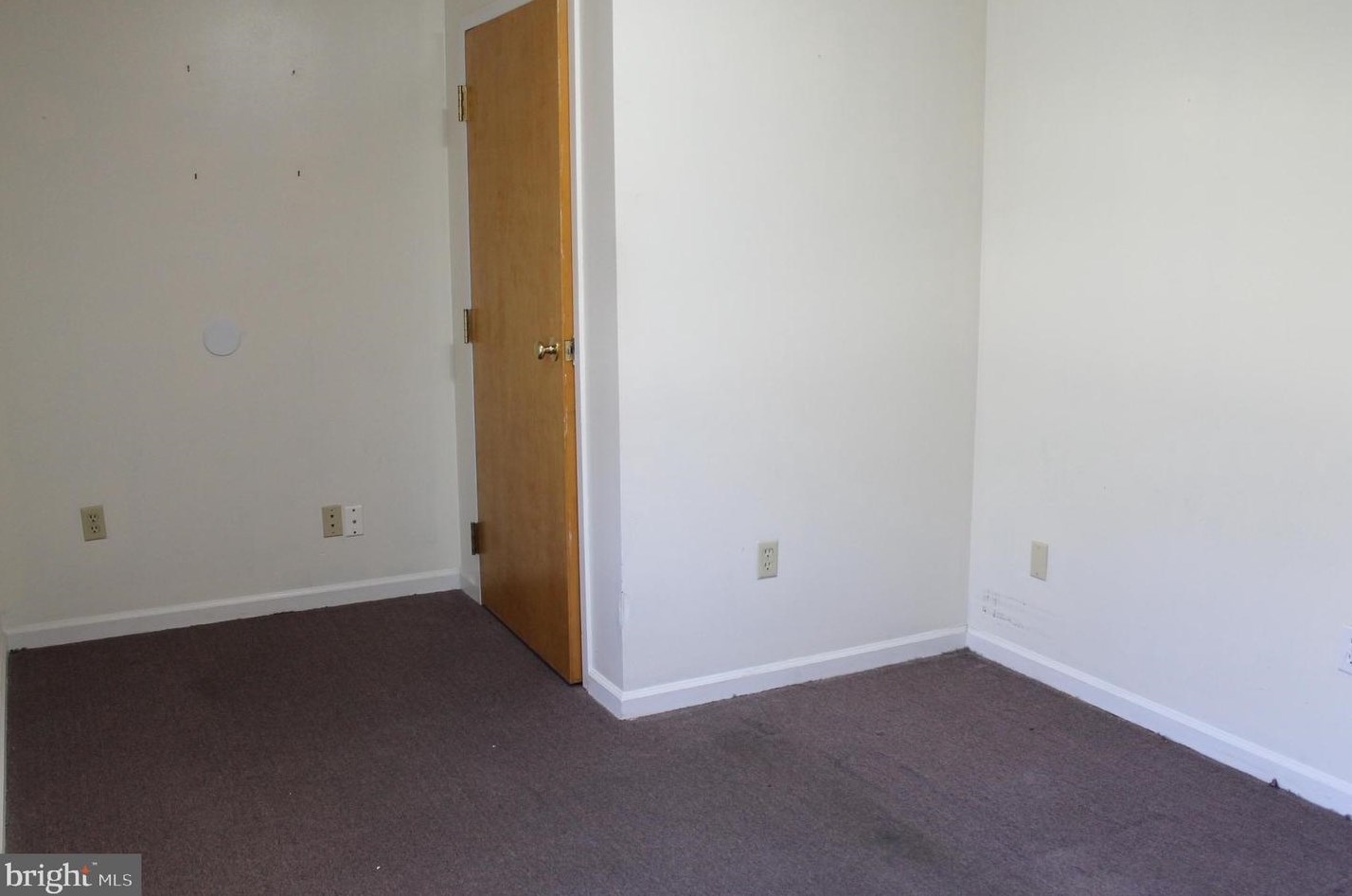 1001 Thousand Acre Rd, Sellersville PA  18960-1051 exterior