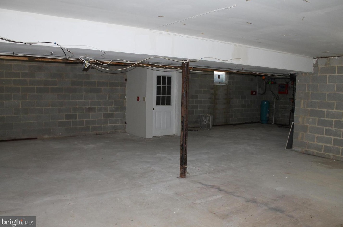 1001 Thousand Acre Rd, Sellersville PA  18960-1051 exterior