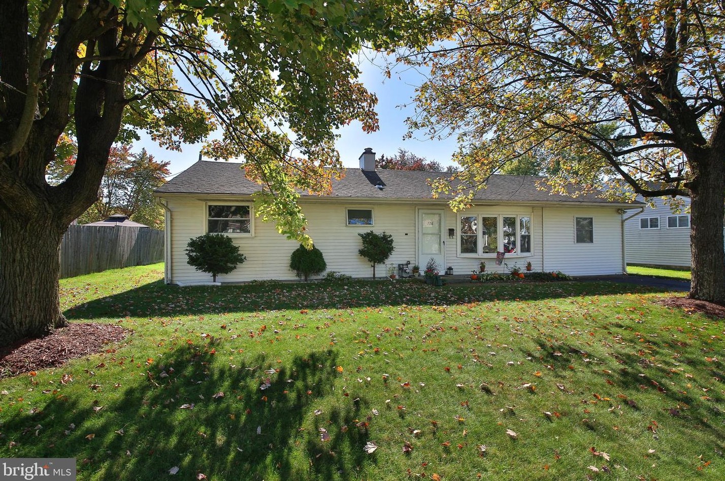 728 Beaumont Rd, Fairless Hills, PA 19030