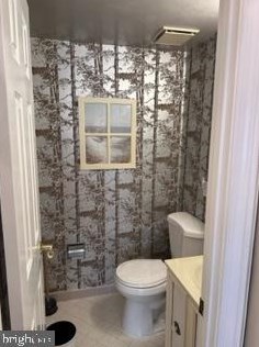 2 Garrison Pl, Upper Makefield PA  18940-1712 exterior