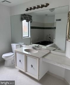 2 Garrison Pl, Upper Makefield PA  18940-1712 exterior