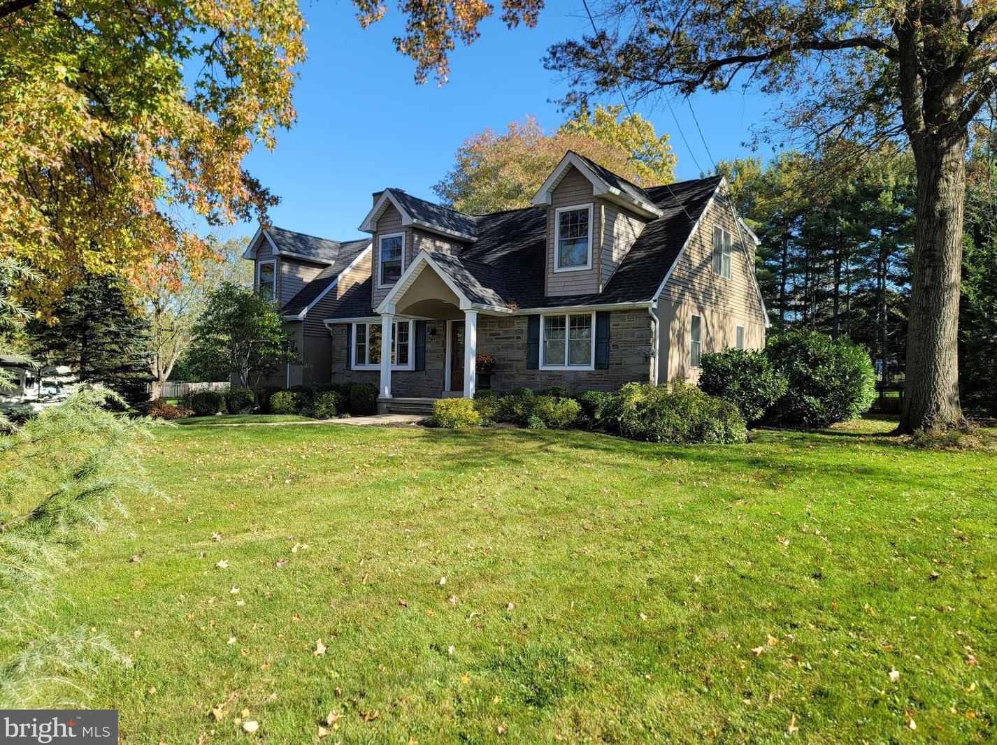 210 New Jersey Ave, Chalfont, PA 18914
