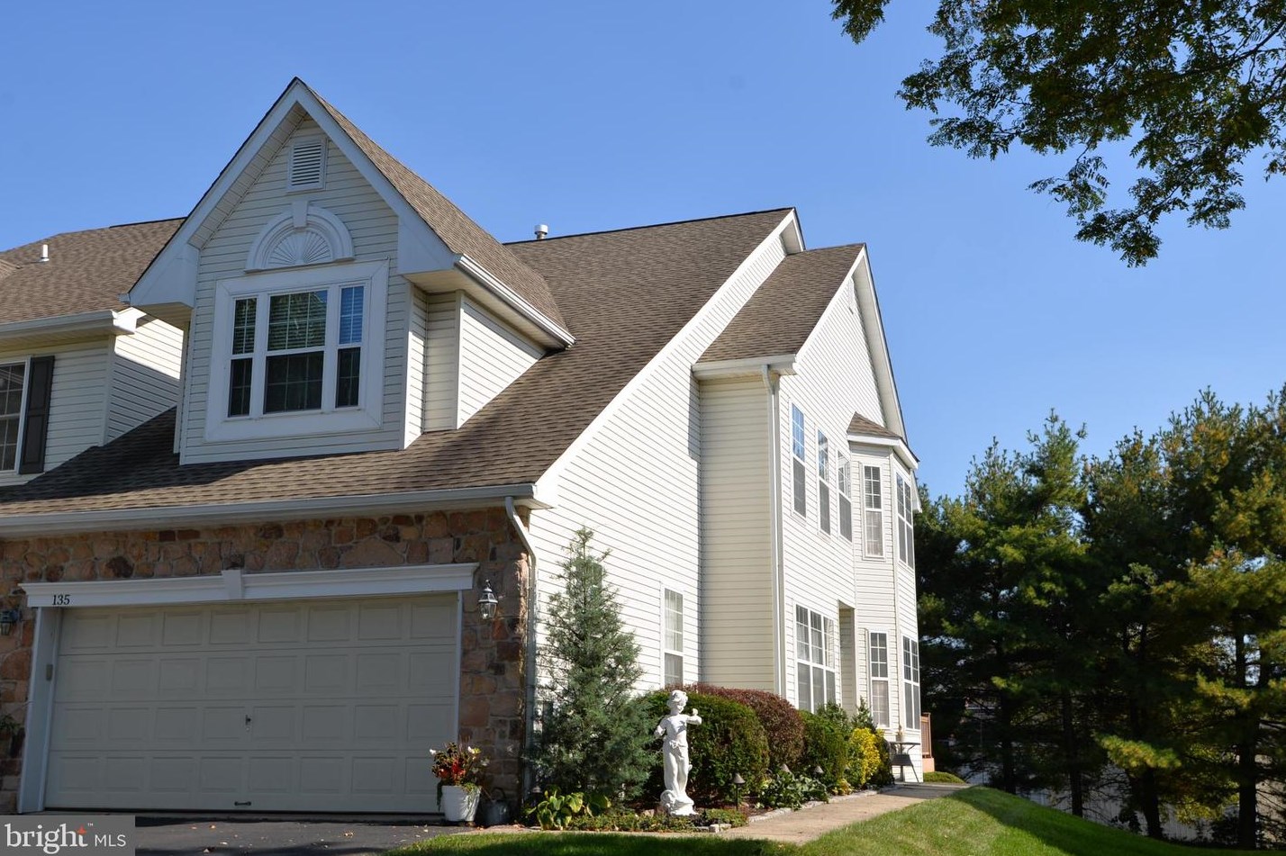 135 Stetson Dr, Chalfont PA  18914-3751 exterior