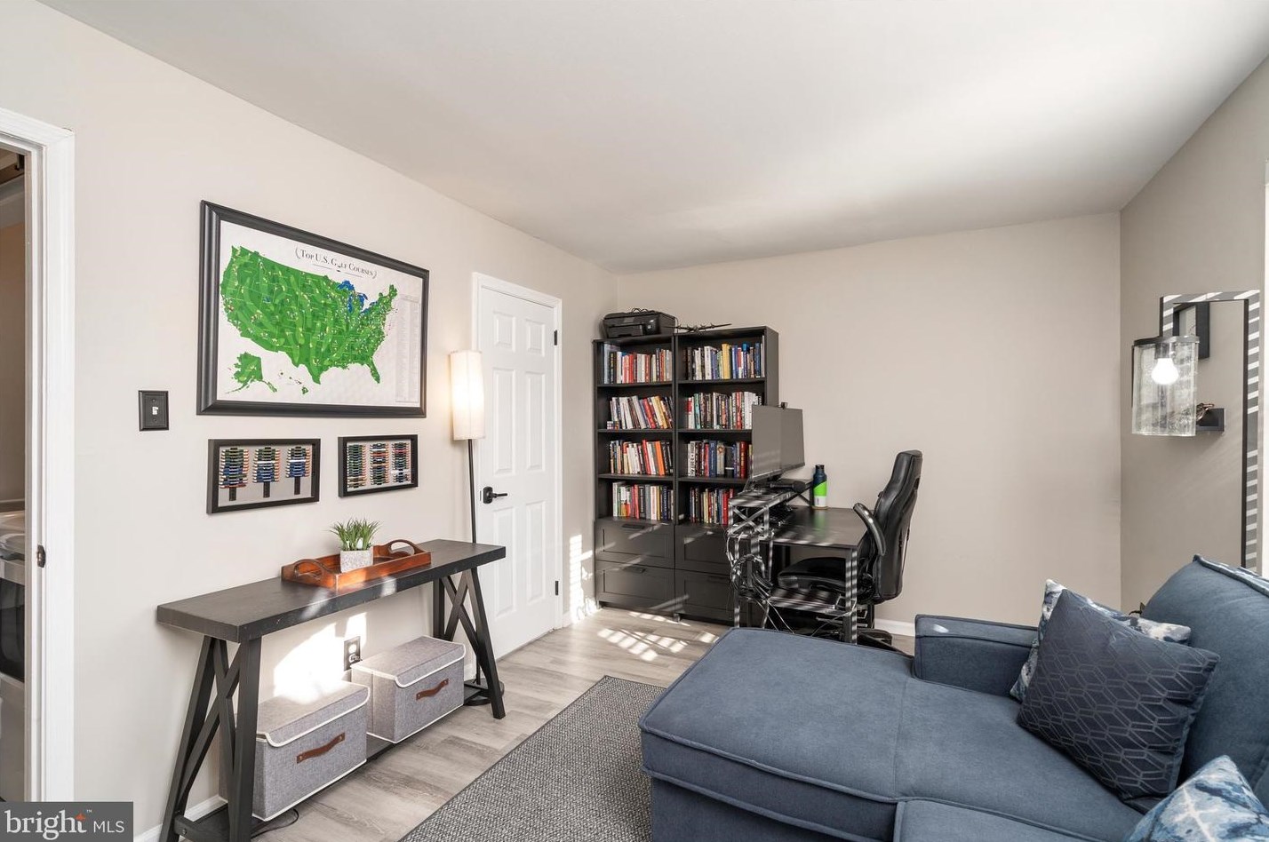 72 Greenridge Cir, Upper Makefield PA  18940-2355 exterior