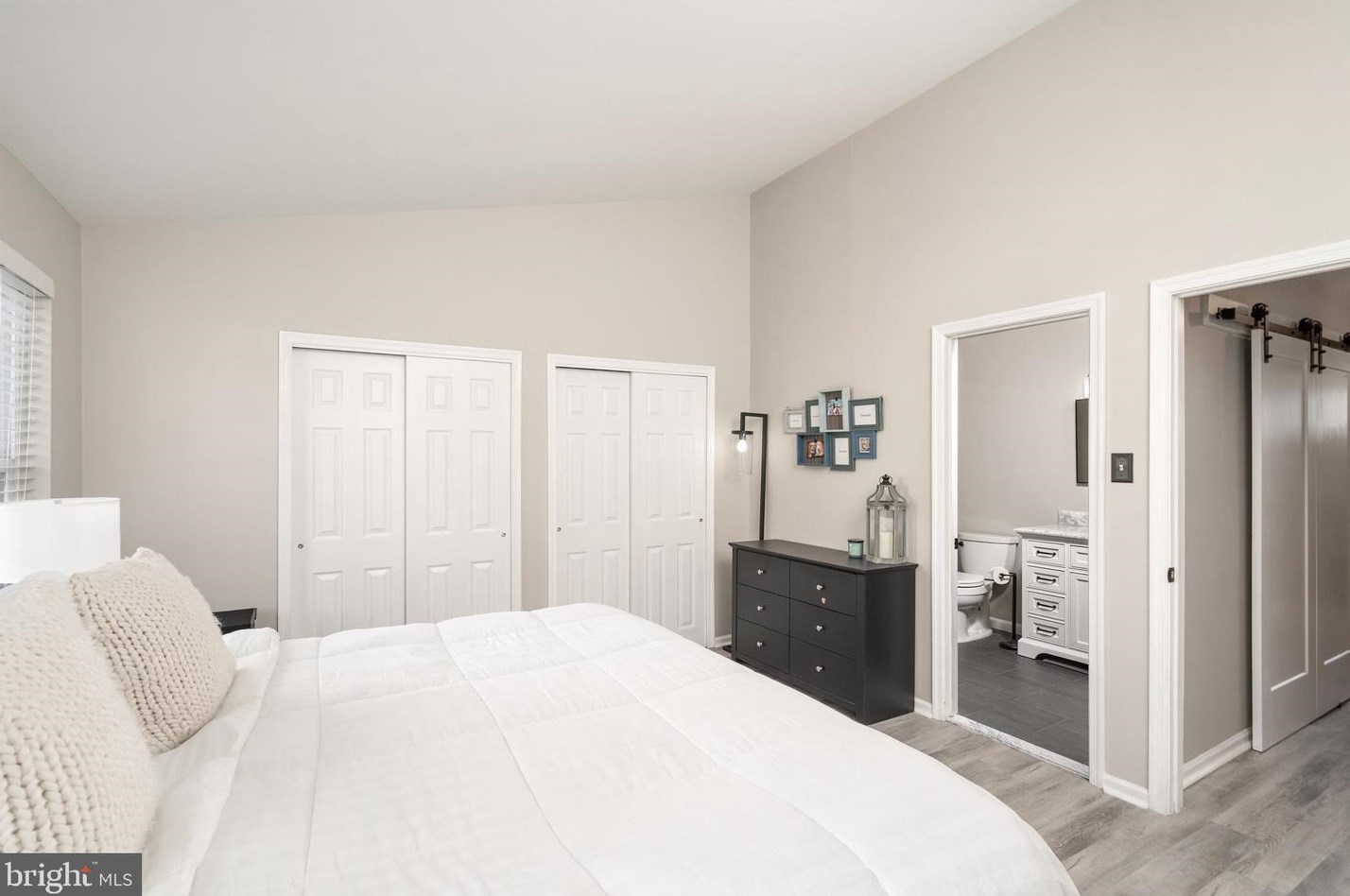 72 Greenridge Cir, Upper Makefield PA  18940-2355 exterior