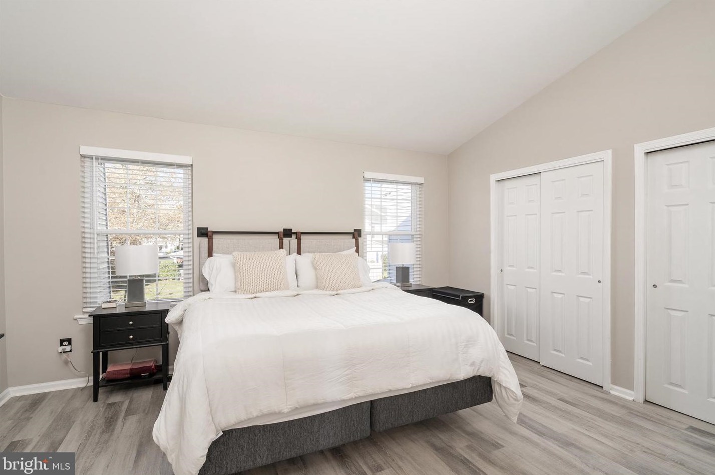 72 Greenridge Cir, Upper Makefield PA  18940-2355 exterior