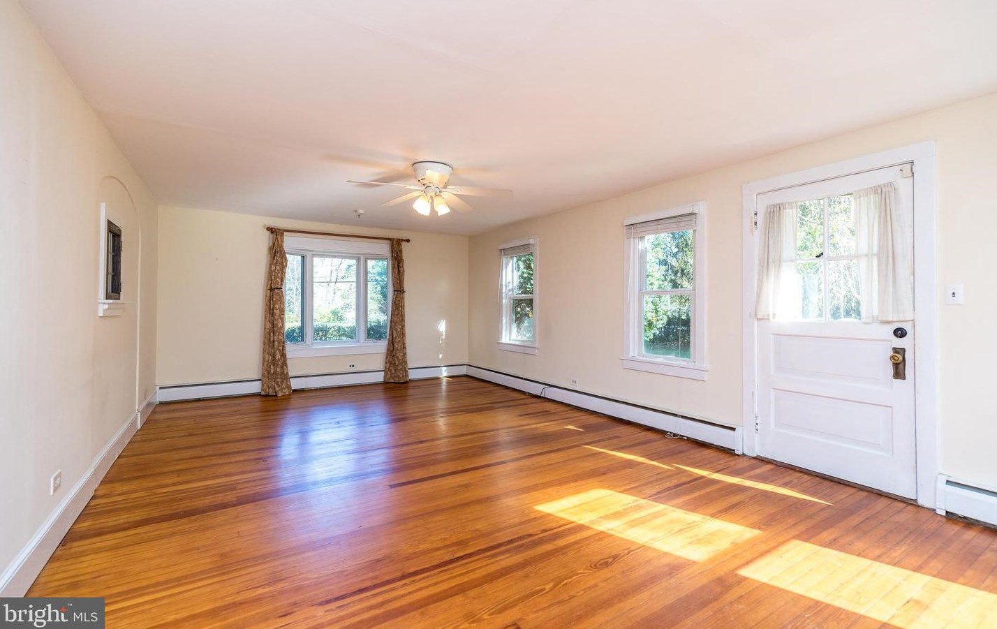 1425 River Rd, New Hope, PA 18938