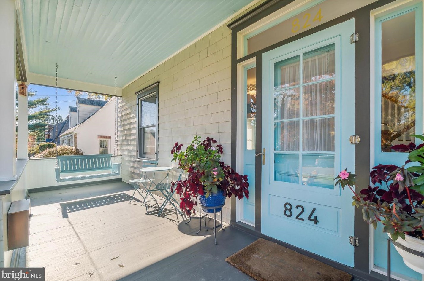 824 N Lafayette Ave, Yardley, PA 19067