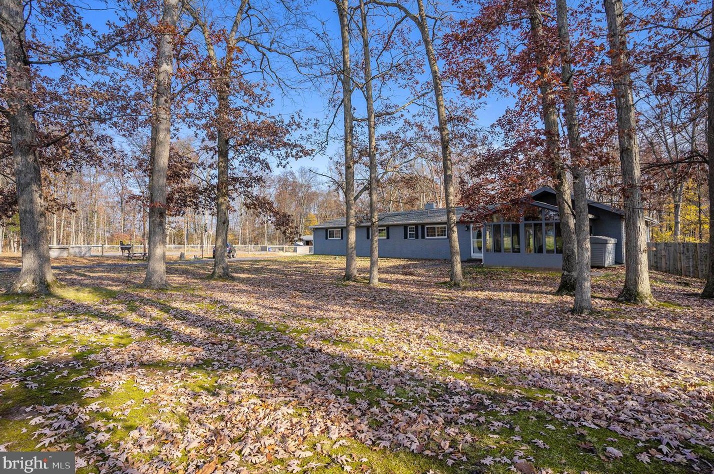 561 Scott Rd, Perkasie, PA 18944-4213