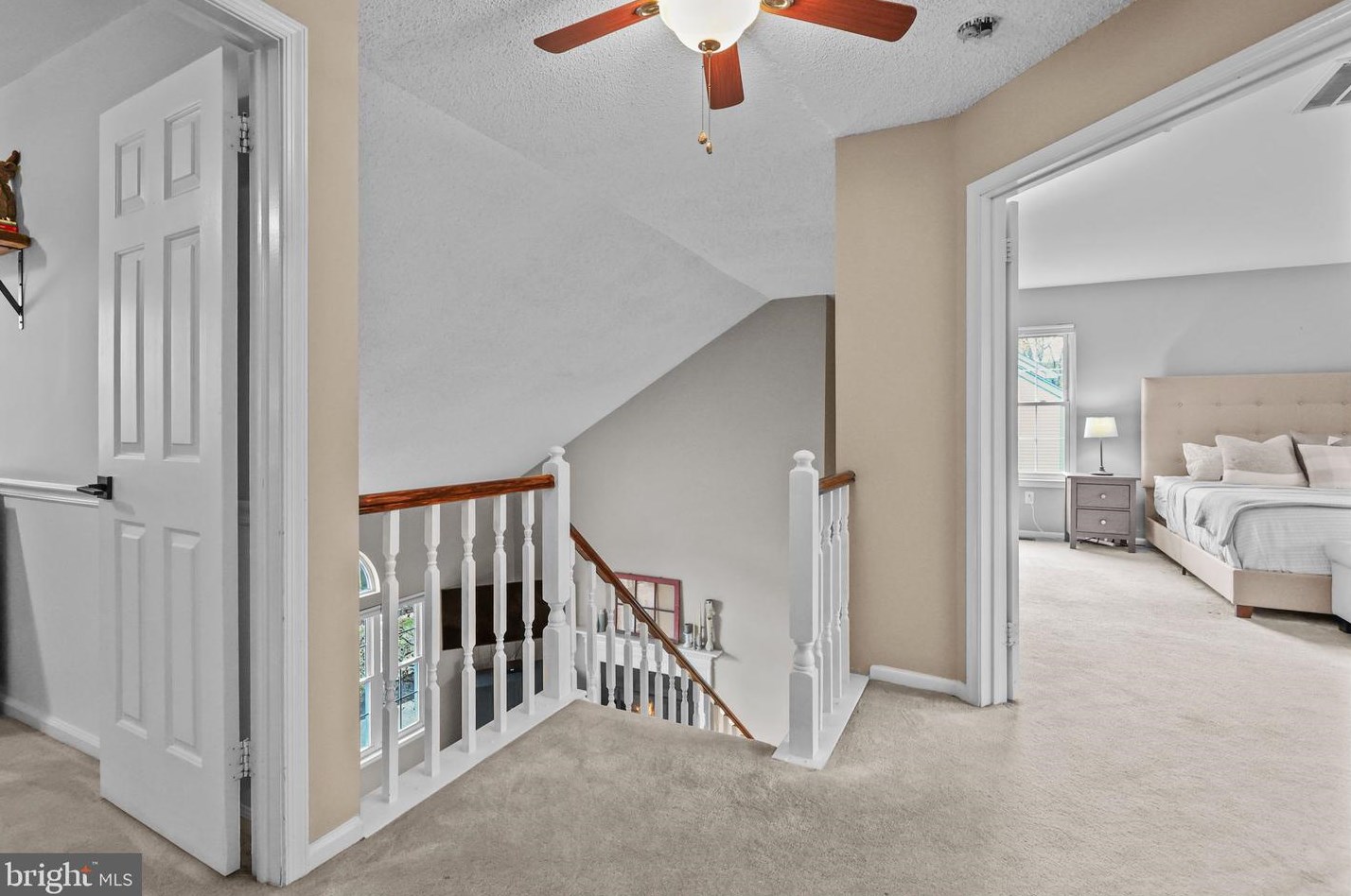 31 Laurel Cir, Upper Makefield PA  18940-3256 exterior