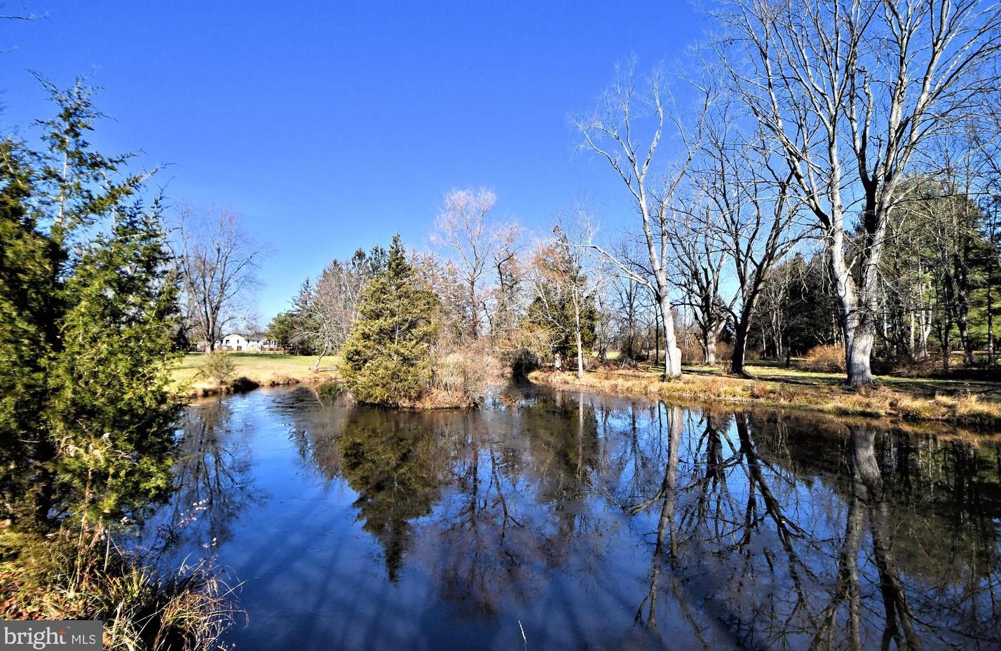 1139 Slotter Rd, Perkasie, PA 18944