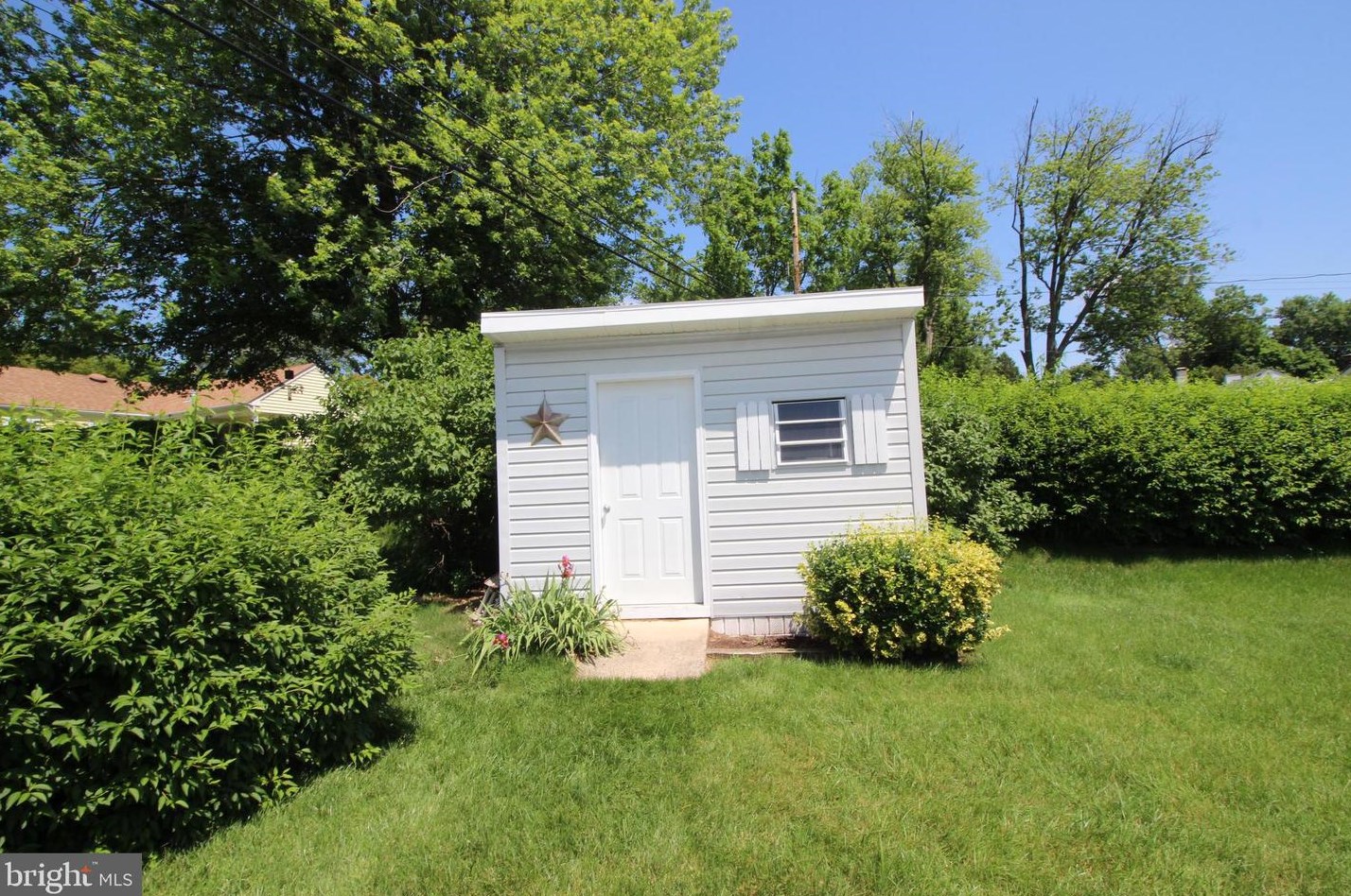 523 Temple Rd, Southampton, PA 18966