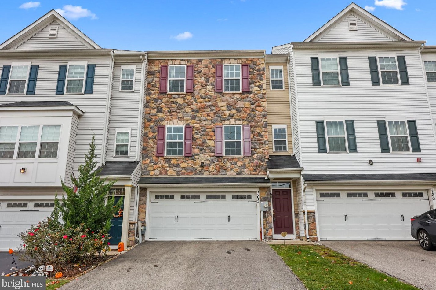 102 Master Ave, Langhorne, PA 19053