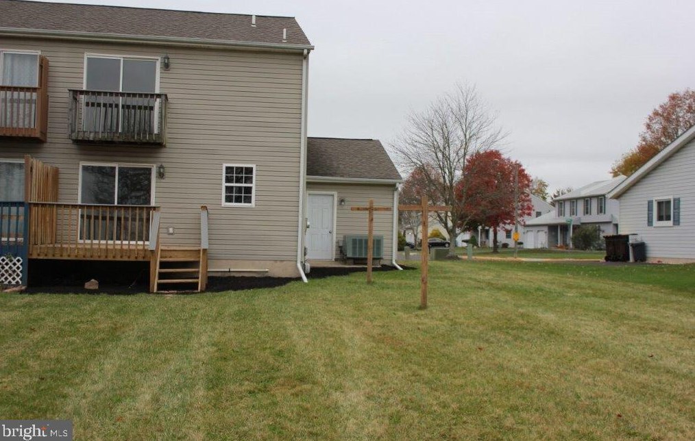 221 Pennwood Dr, Richlandtown, PA 18955