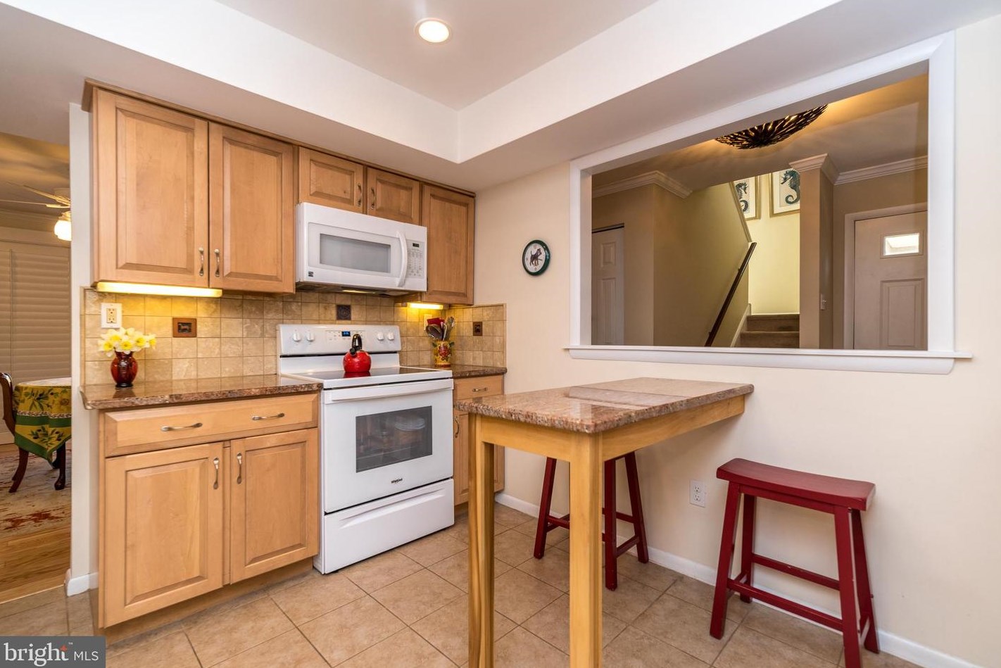 403 Henley Ct, Gardenville PA  18901-2548 exterior