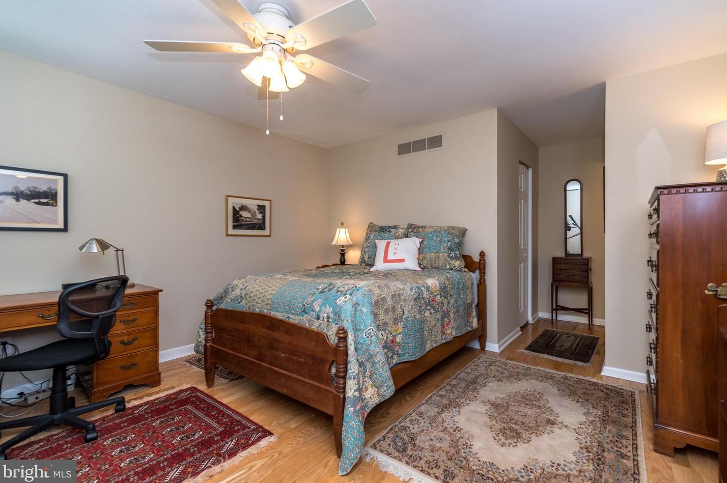 403 Henley Ct, Gardenville PA  18901-2548 exterior