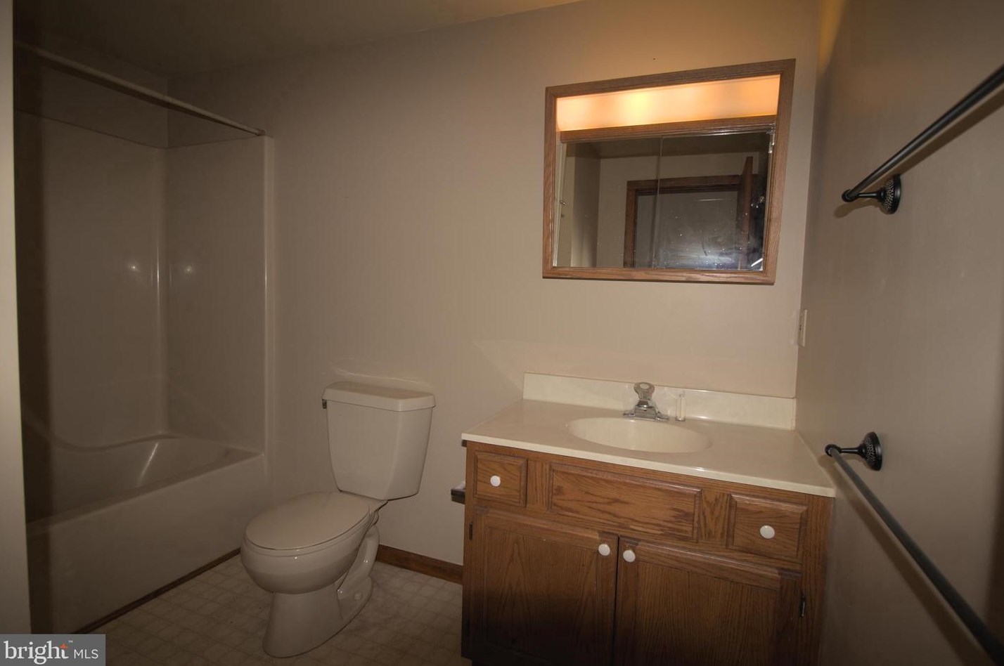 601 W Market St #3, Perkasie, PA 18944