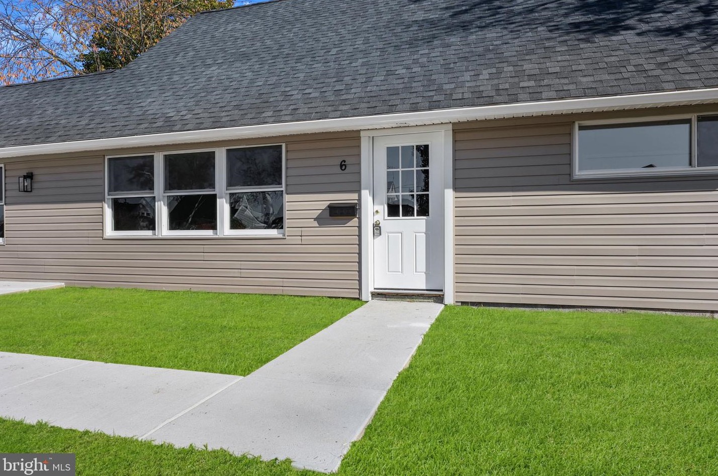 6 Jester Ln, Levittown PA  19055-2320 exterior