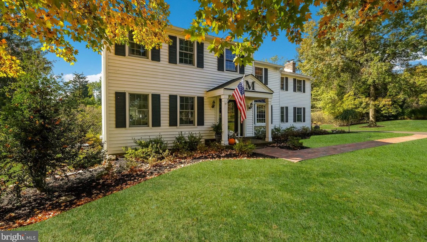 3890 Robin Rd, Furlong, PA 18925-1148