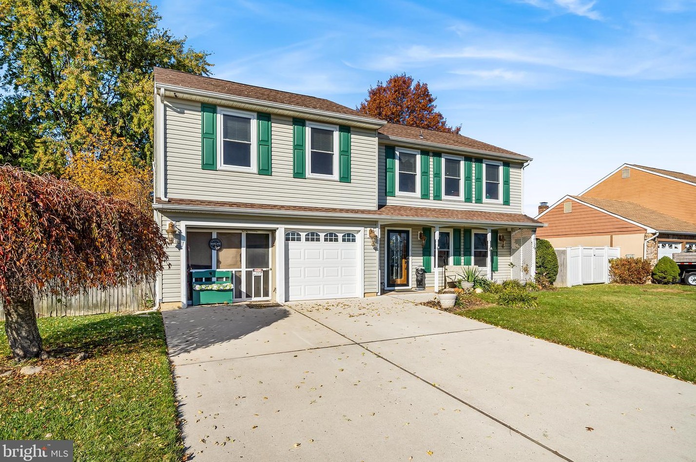 635 Queen Anne Dr, Fairless Hills, PA 19030-3815
