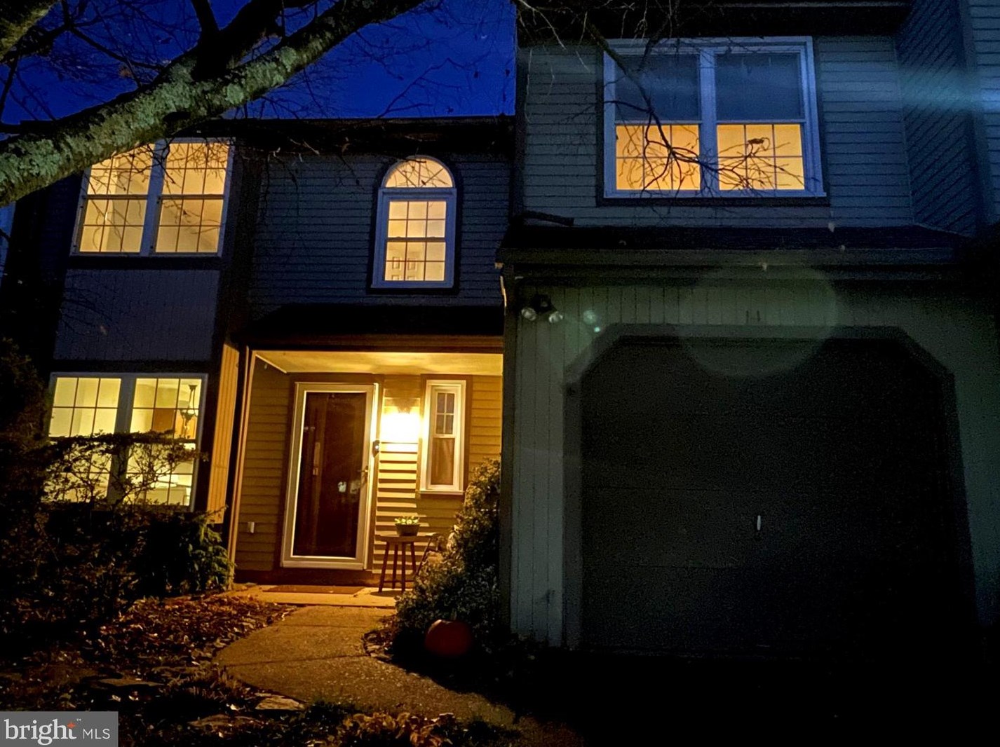 14 Laurel Cir, Upper Makefield, PA 18940-3221
