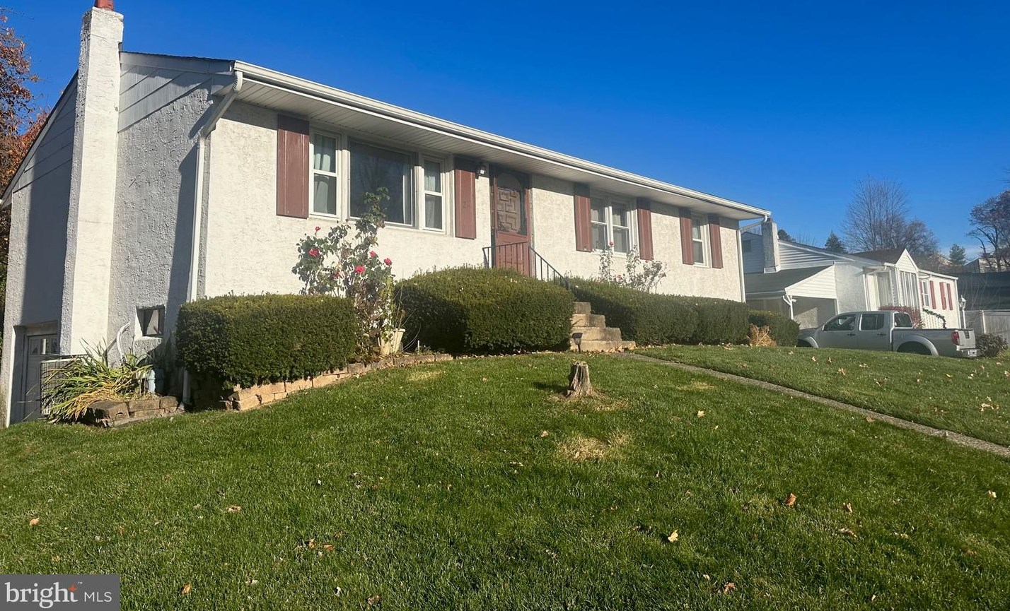 23 Heather Rd, Langhorne, PA 19053-6319