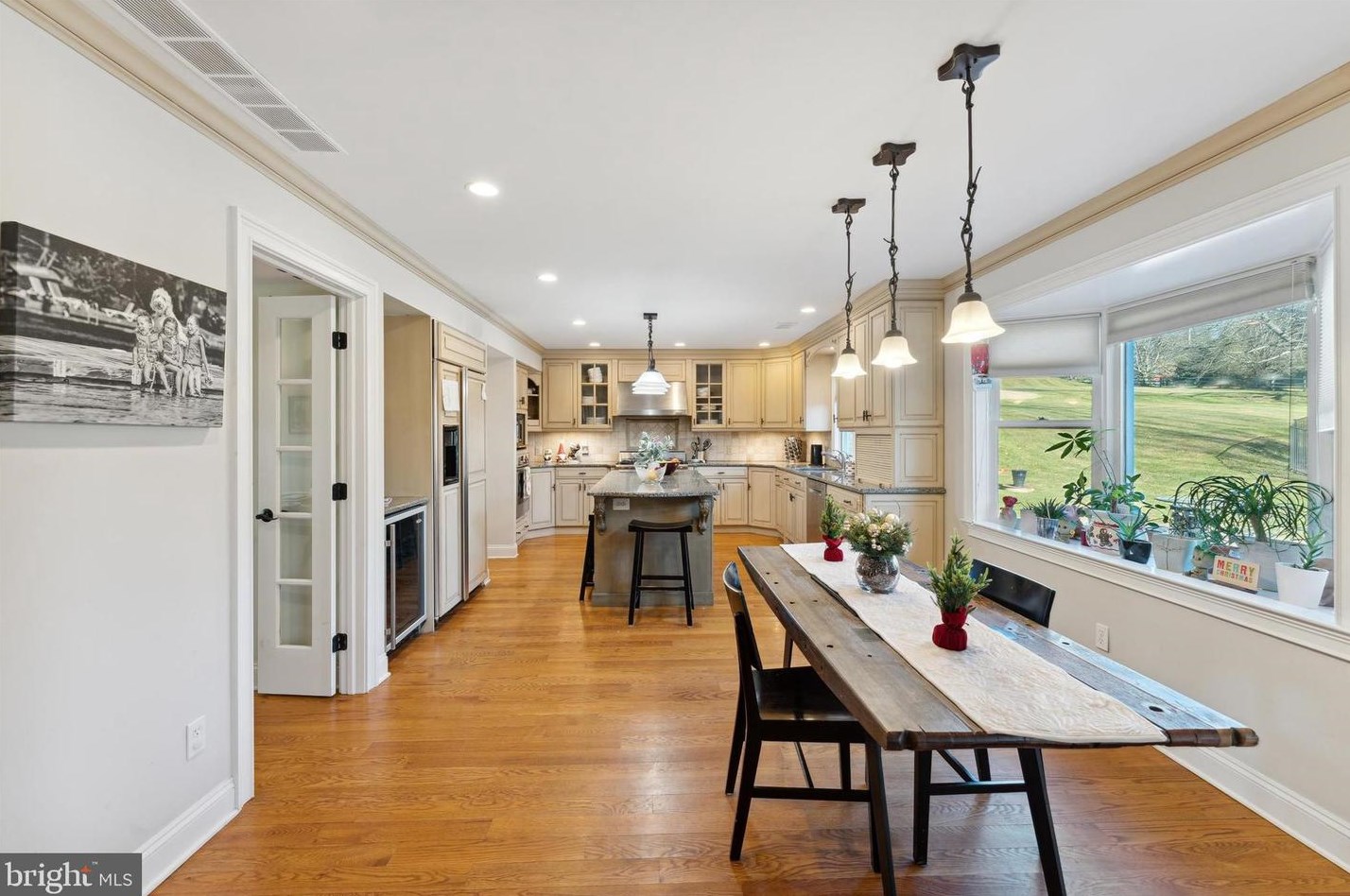 5 Emerald Ct, Upper Makefield PA  18940-2819 exterior