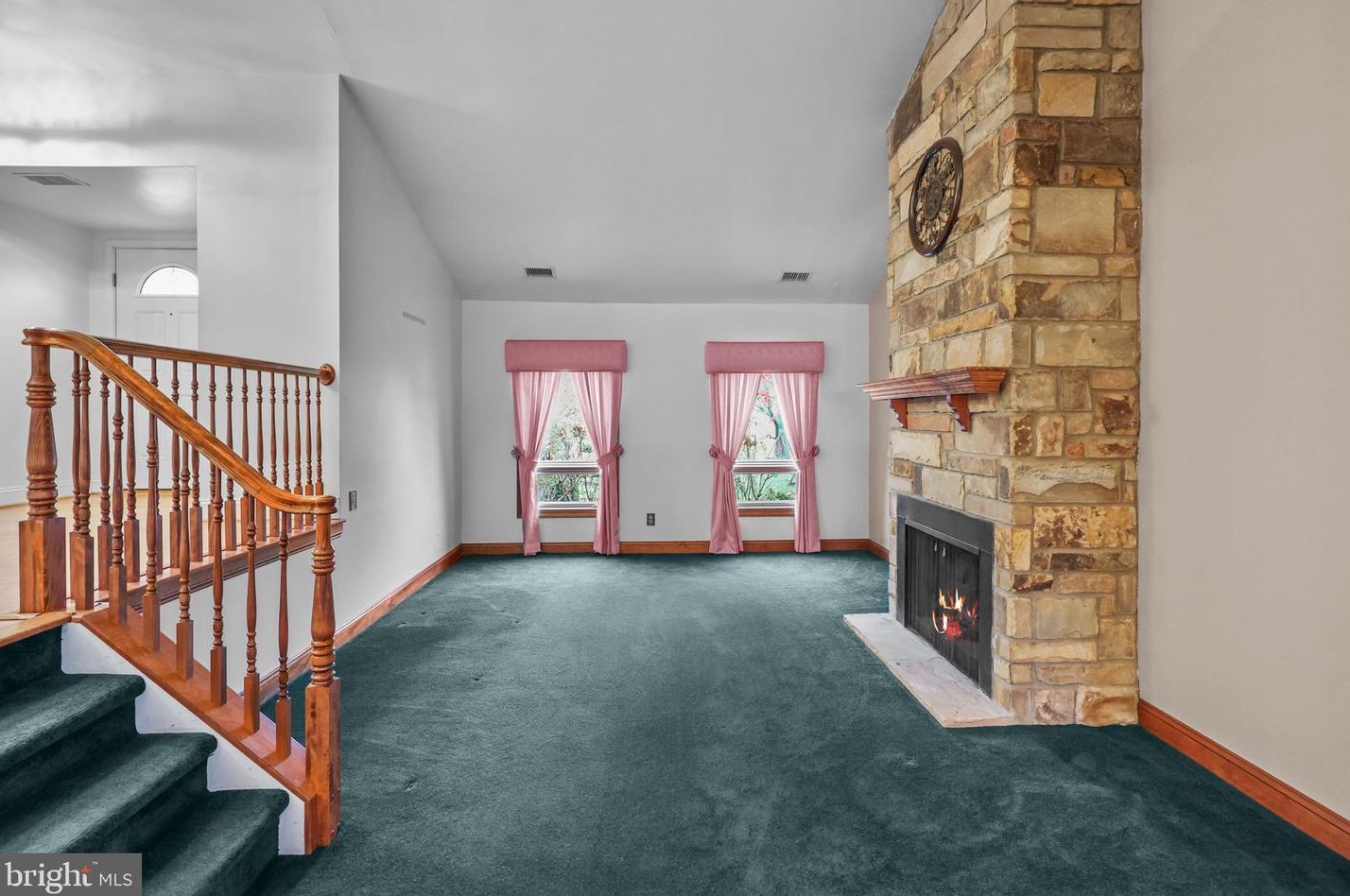 7 Brentwood Ct, Upper Makefield PA  18940-1403 exterior