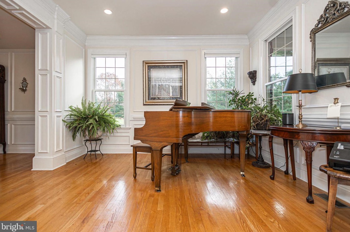 28 Thompson Mill Rd, Upper Makefield PA  18940-9628 exterior