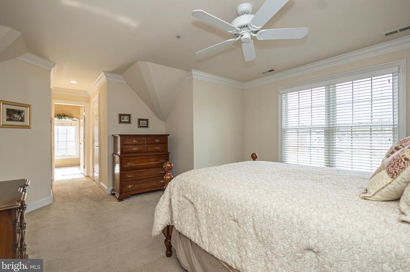 28 Thompson Mill Rd, Upper Makefield PA  18940-9628 exterior