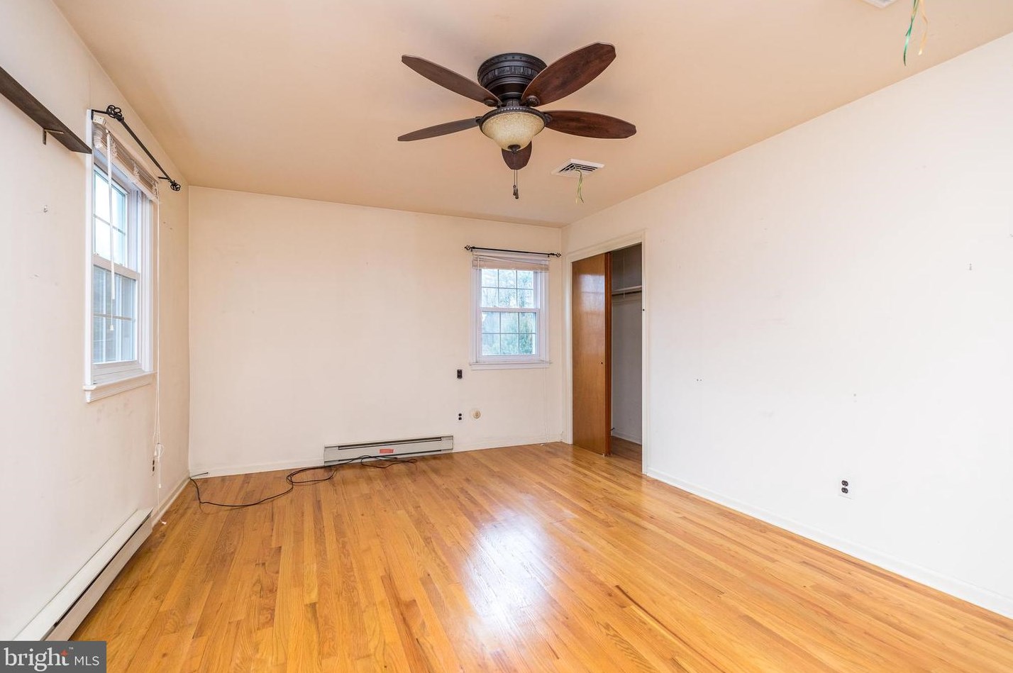 61 Townview Dr, Gardenville PA  18901-3123 exterior