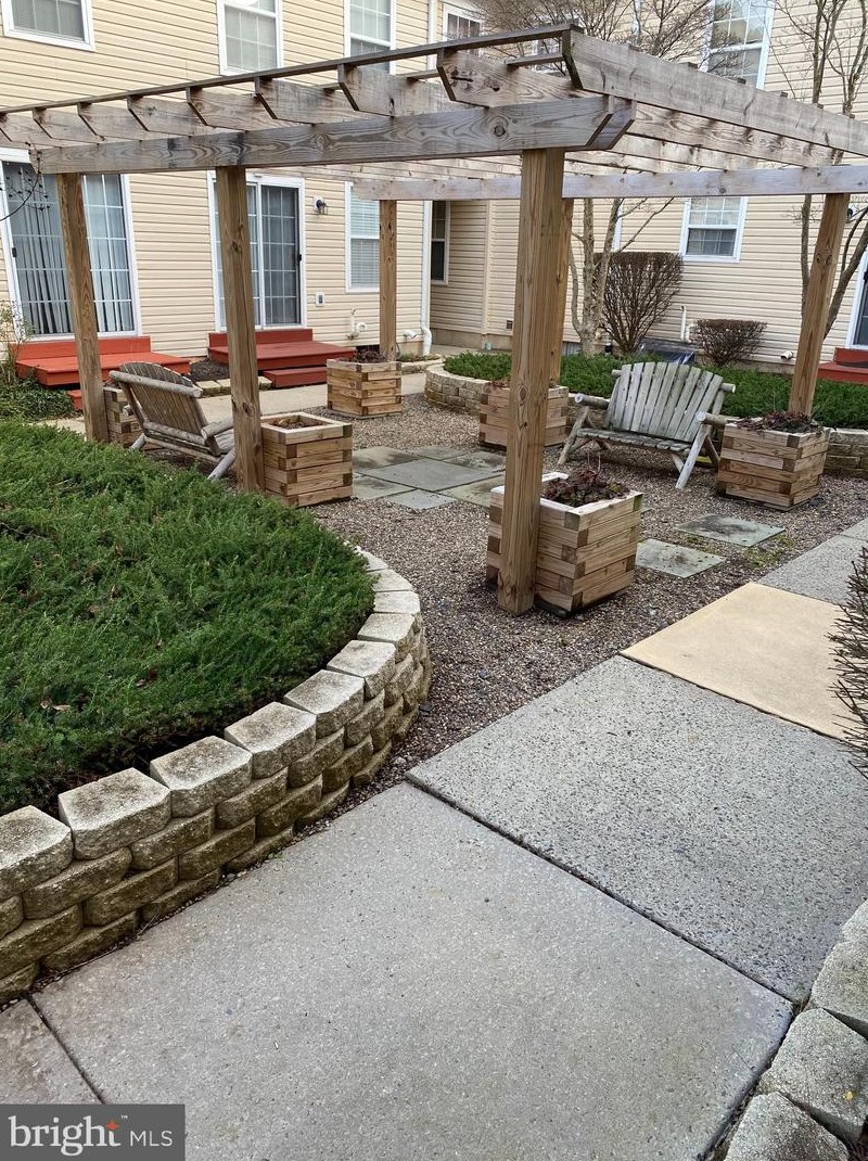3612 Nancy Ward Cir #33, Gardenville, PA 18902