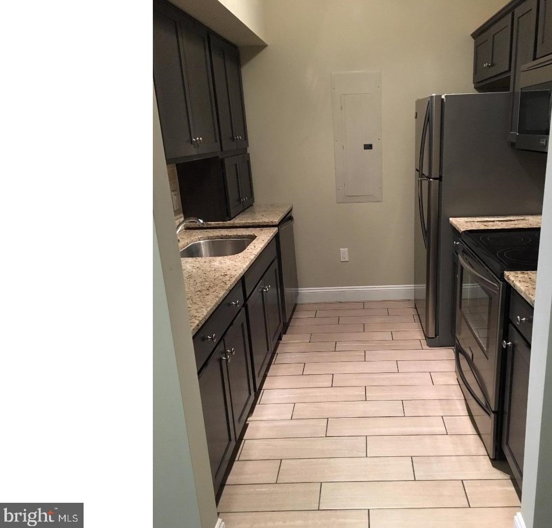 9 N 7th St #d, Perkasie, PA 18944