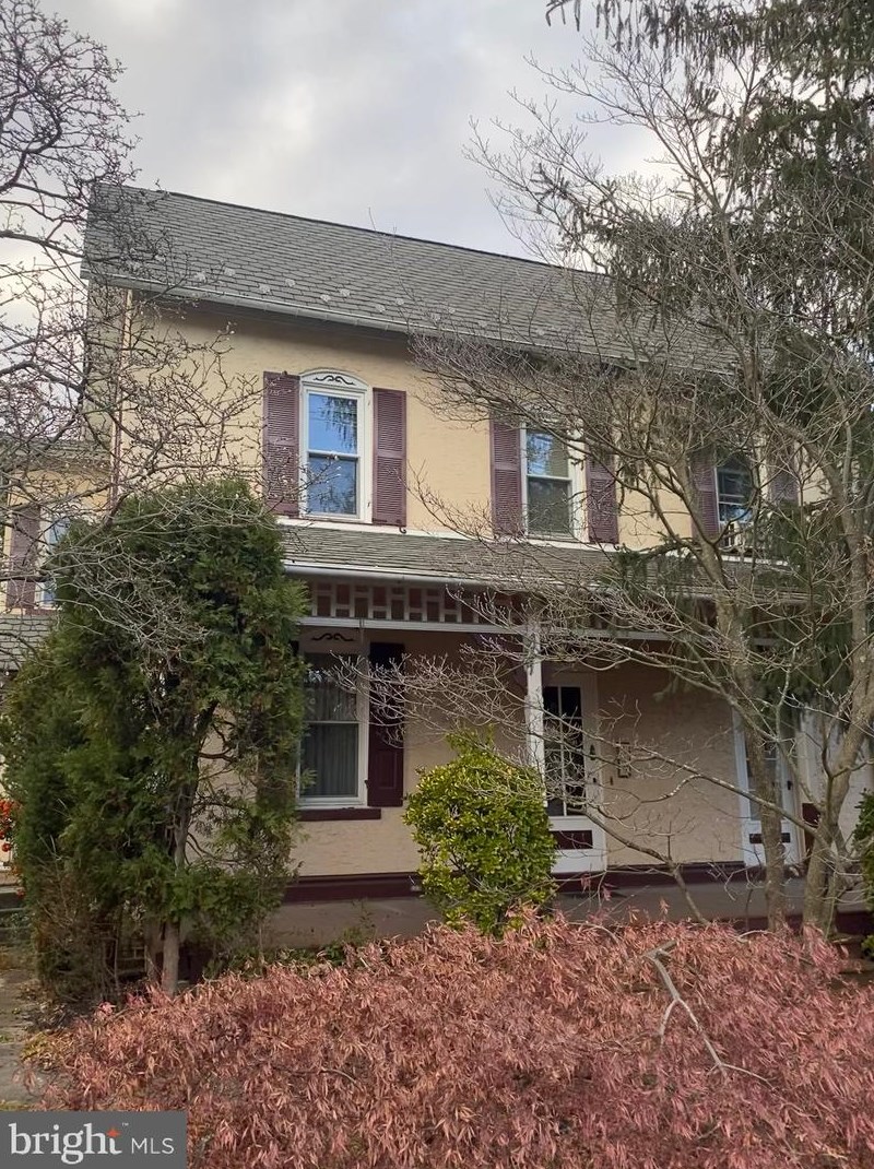 139 W Main St, Silverdale, PA 18962