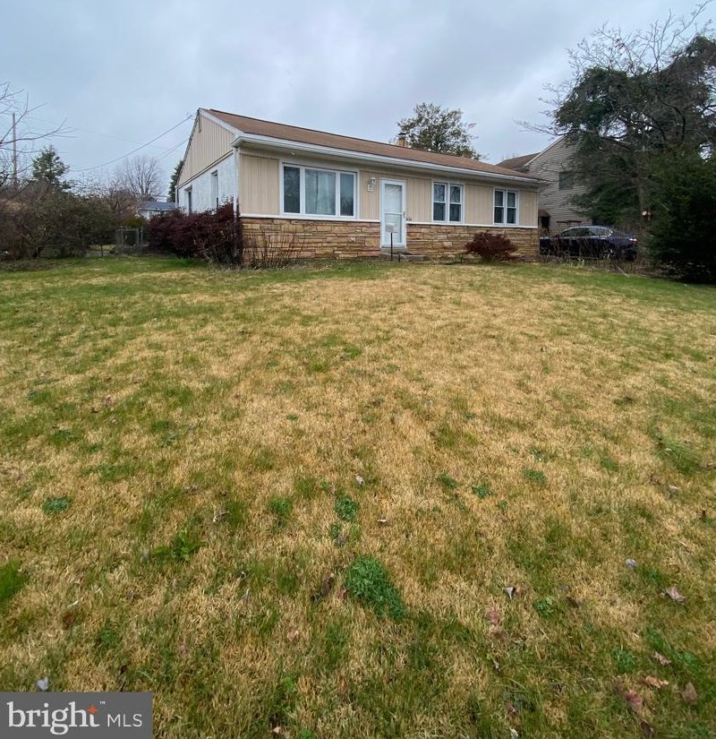 1430 Meadowbrook Rd, Langhorne, PA 19053-4428