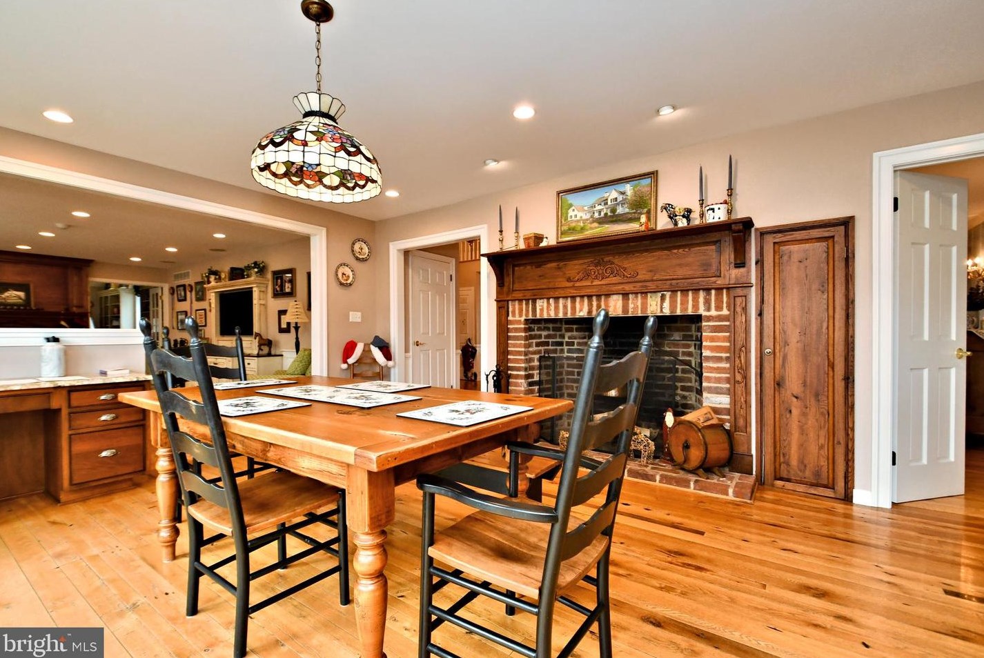 336 Woodhill Rd, Upper Makefield PA 18940-2517 exterior