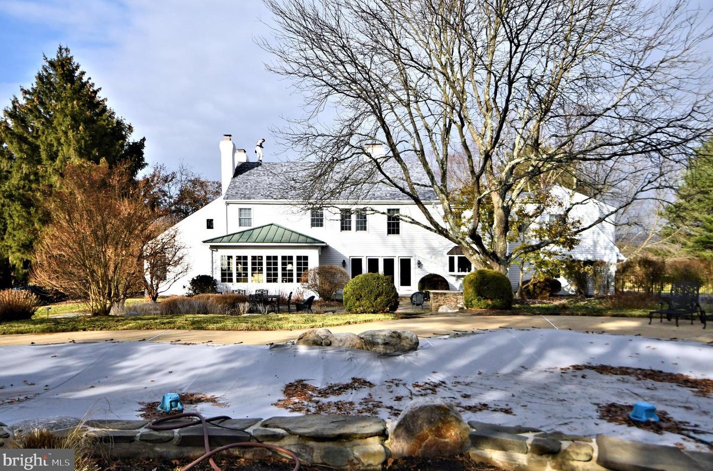 336 Woodhill Rd, Upper Makefield PA 18940-2517 exterior