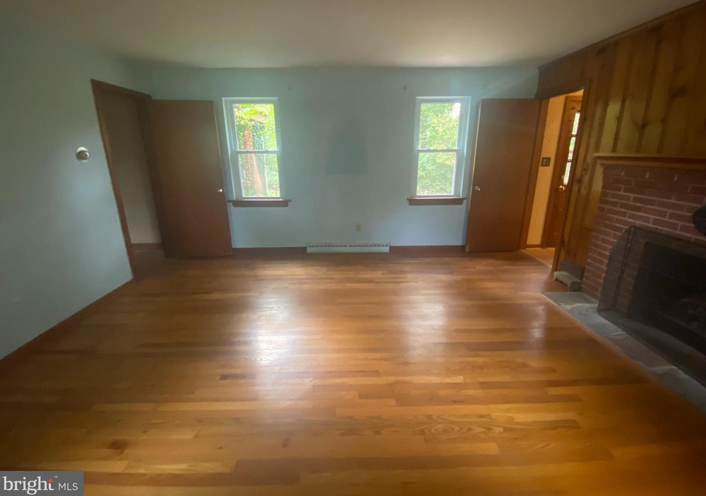 483 Linton Hl Rd, Upper Makefield PA 18940-1205 exterior