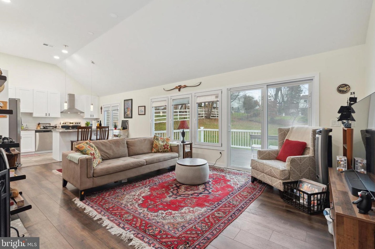 115 Laurel Rd, Southampton, PA 18966