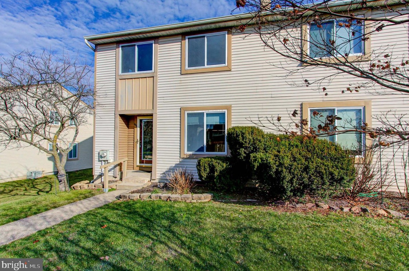 45 Cartlane Cir, Chalfont PA  18914-2258 exterior